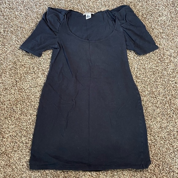 Arden B Dresses & Skirts - Arden B small black mini dress